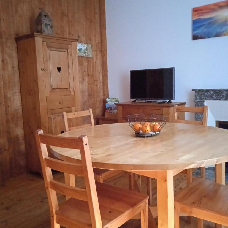Le Sancy, appart T2, 4 pers, centre ville du Mont Dore - Apartment mit 1 Schlafzimmer - 2