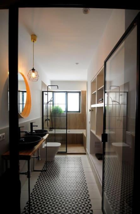 Duplex en el centro de Alicante - Three-Bedroom Apartment - 15