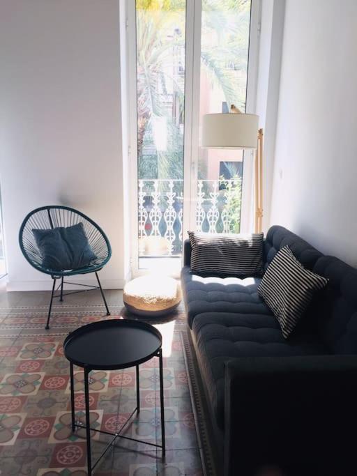 Duplex en el centro de Alicante - Three-Bedroom Apartment - 16