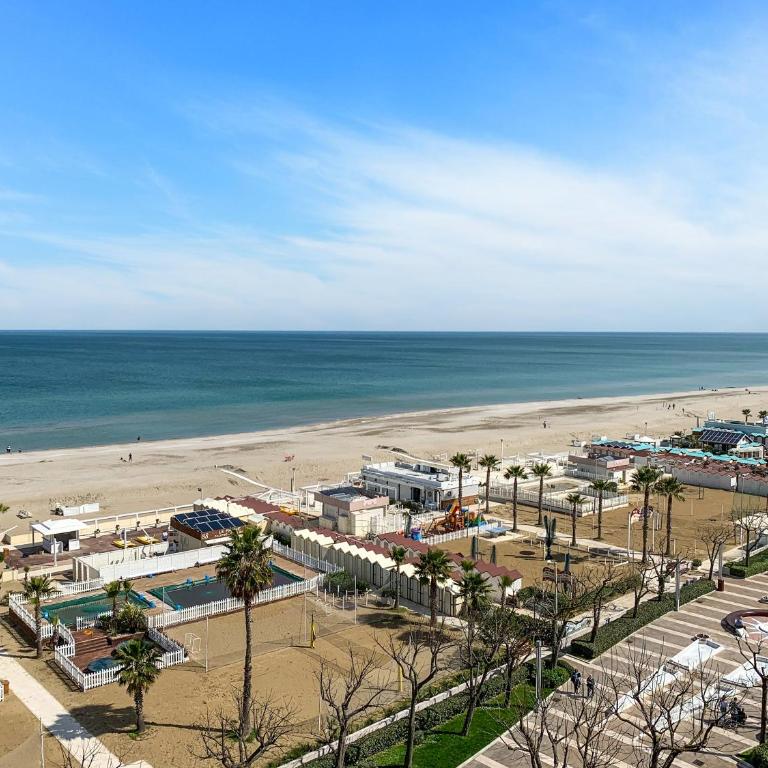 LUXURY BLUE LIVING RICCIONE PORTO - Three-Bedroom Apartment - 26