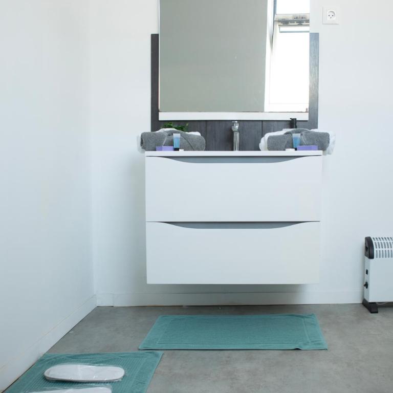 ++++ CENTRAL DUPLEX RENOVE 5 PIECES 150M2 A 8 MN DE LA PLACE DALTON ++++ - Appartement - 48