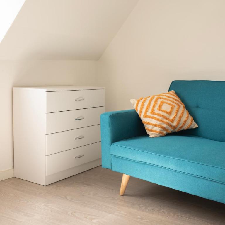 ++++ CENTRAL DUPLEX RENOVE 5 PIECES 150M2 A 8 MN DE LA PLACE DALTON ++++ - Appartement - 64
