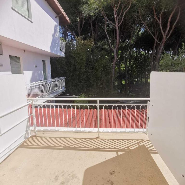 Hotel Valdor - Camera Tripla Basic con Balcone - 3