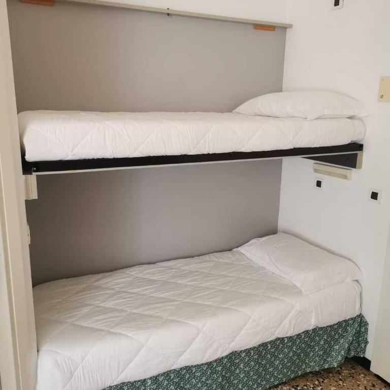 Hotel Valdor - Camera Quadrupla Standard - 2