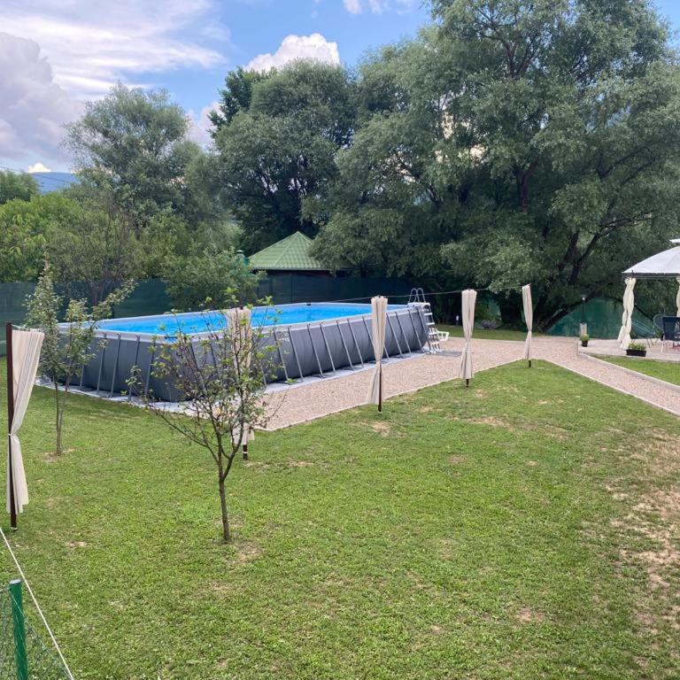 Unna-E Luxury House - Three-Bedroom House - 12