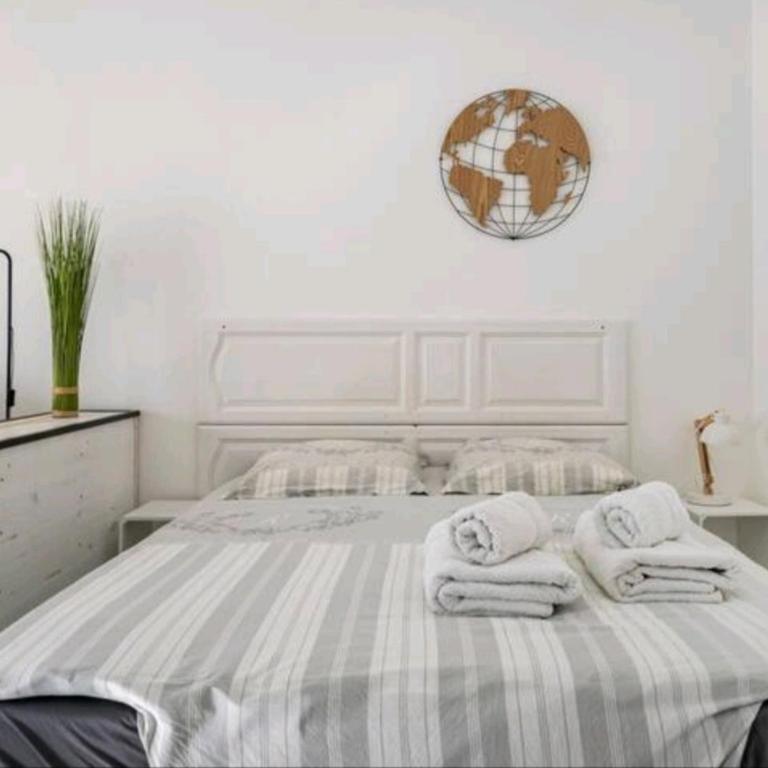Design loft Studio climatisé parking et piscine - Appartement - Vue sur Piscine - 11