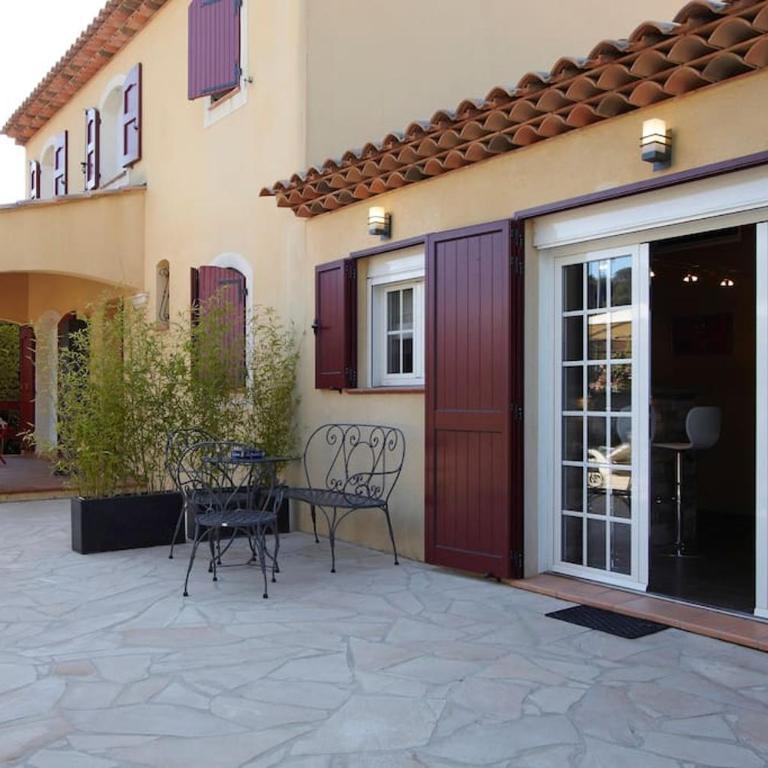 Studio dans villa avec piscine - Appartement 1 Chambre - 2