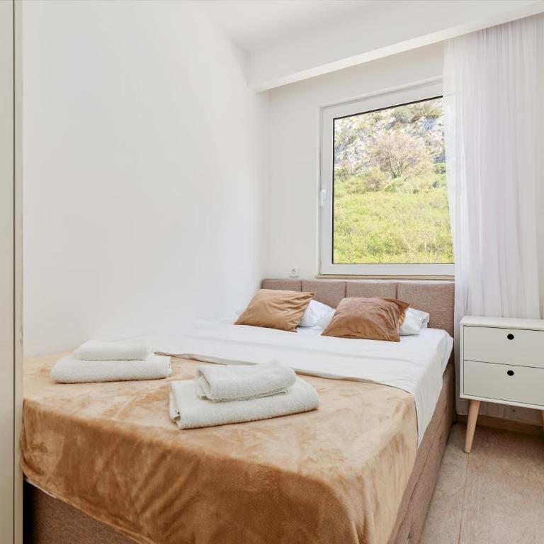 Apartment Hill with Free Garage Spot - Apartman sa 2 Spavaće Sobe - 7