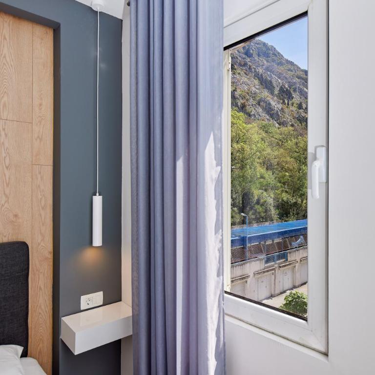 Apartment Hill with Free Garage Spot - Apartman sa 2 Spavaće Sobe - 10