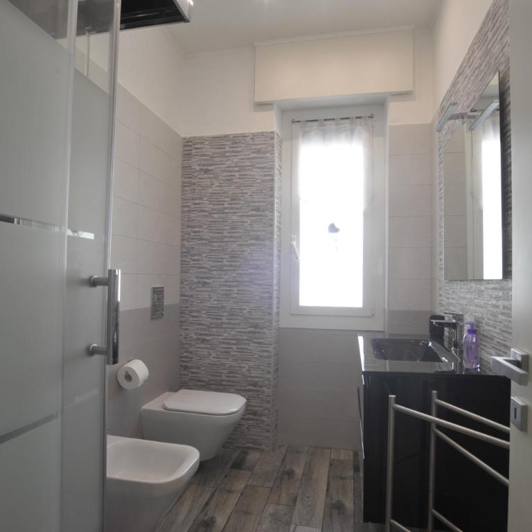 CASA ROSA LUCIA CENTRALE CON PARCHEGGIO - Two-Bedroom Apartment - 35