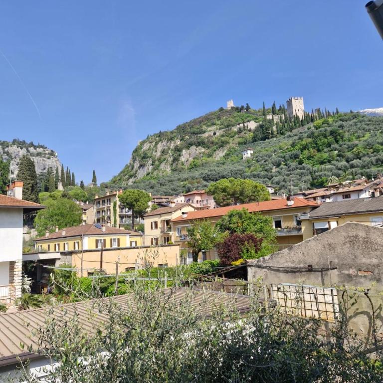 Apartment Geo - Holiday Home Garda Trentino - Appartamento con 2 Camere da Letto - 1
