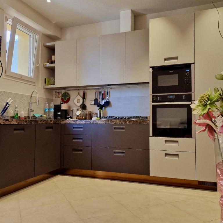 Novoli Chic: Cuore di Firenze - Appartamento con 1 Camera da Letto - 4