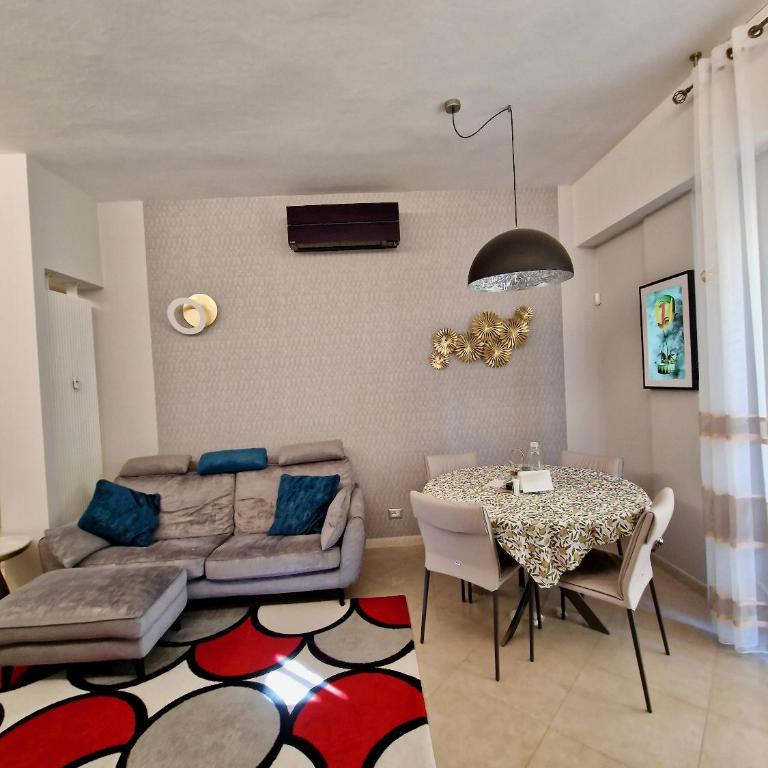 Novoli Chic: Cuore di Firenze - Appartamento con 1 Camera da Letto - 2
