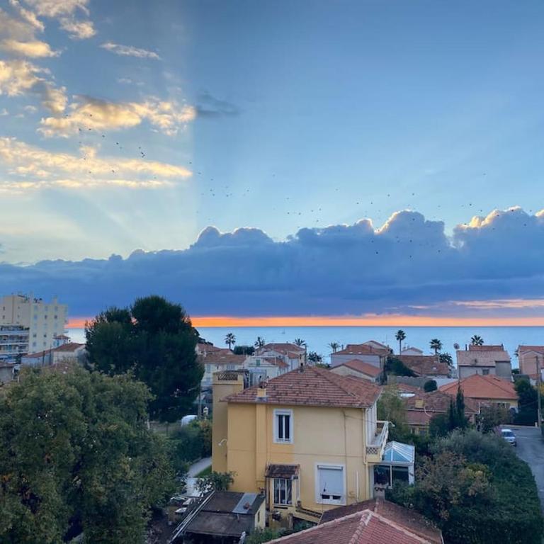 Sea View Apartment - Private Parking, Swimming Pool, Air Conditioning - One-Bedroom Apartment - 19