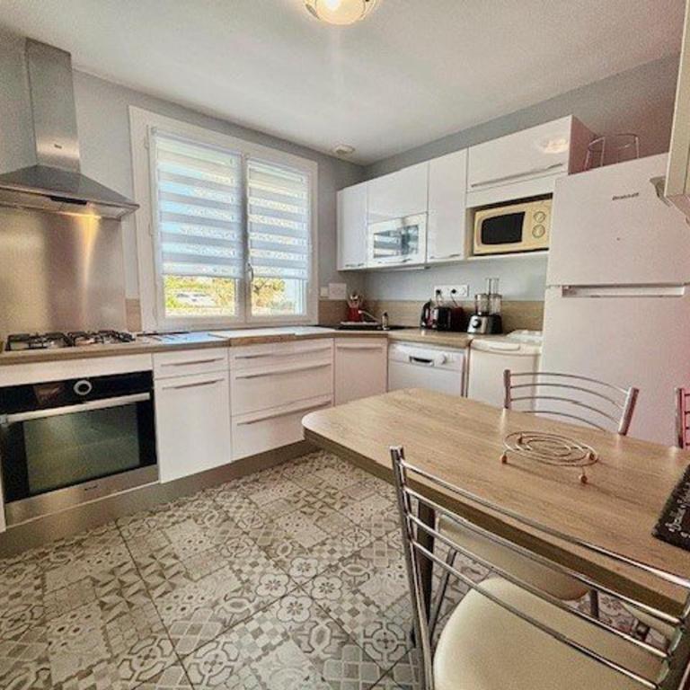 Maison mitoyenne à Quiberon, 4 pièces, 6 pers, proche plage, animaux admis - FR-1-478-76 - Villa - 7