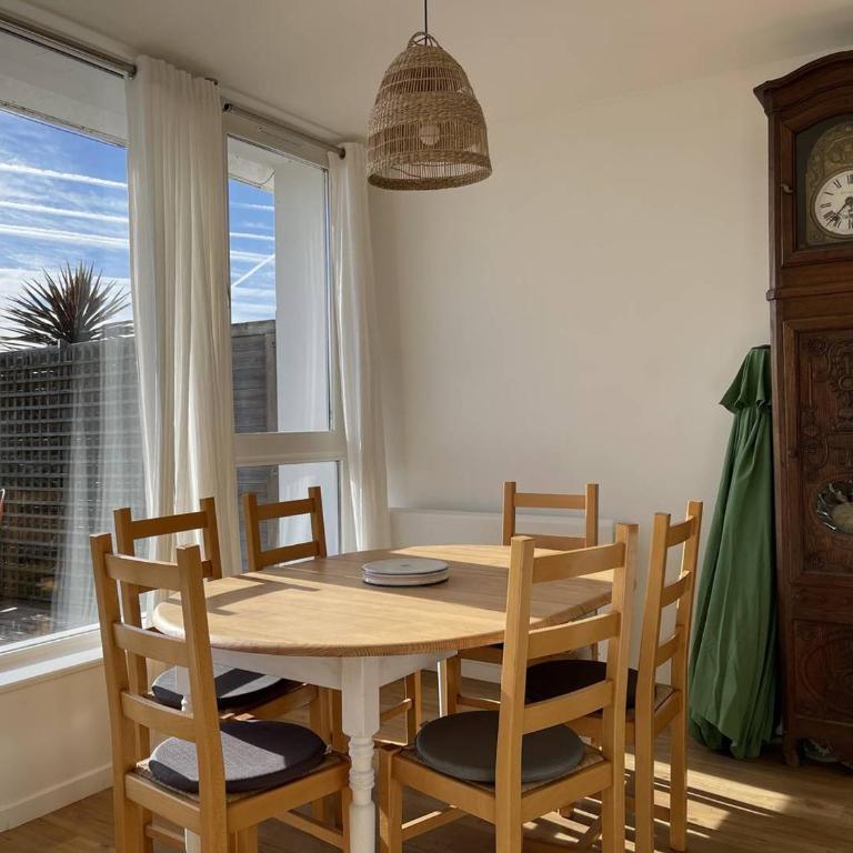 Appartement avec vue sur mer, proche plage, terrasse et parking à Perros-Guirec - FR-1-368-417 - Maison de Vacances - 19