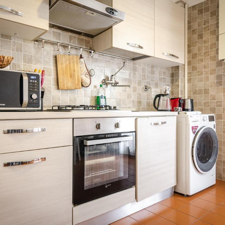 Dimora Marconi - Appartamento con 2 Camere da Letto - 9