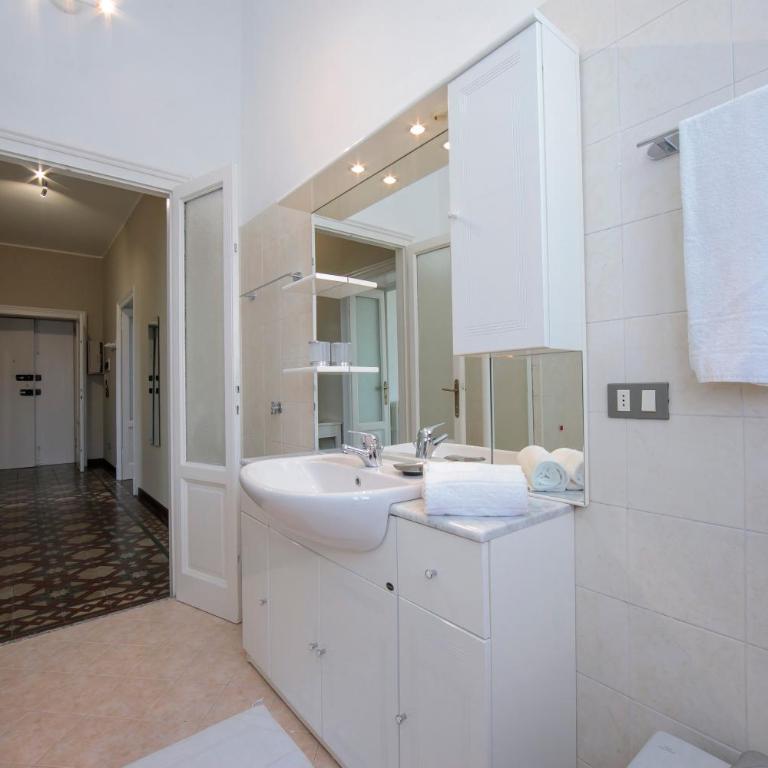 Residenza Oleandro - Lake View Balcony in Luino Center - Happy Rentals - Apartment with Balcony - 23