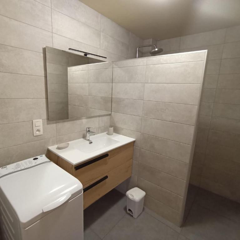 Appartement 5 personnes proche télécabine, animaux admis - FR-1-676-57 - Appartement - 9
