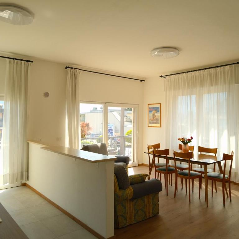 CASA PAOLA Central Stay by the Lake - Appartamento con 1 Camera da Letto - 3