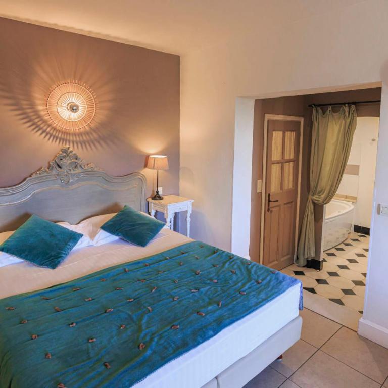 Hôtel du Clos - Chambre Quadruple avec Terrasse - 4