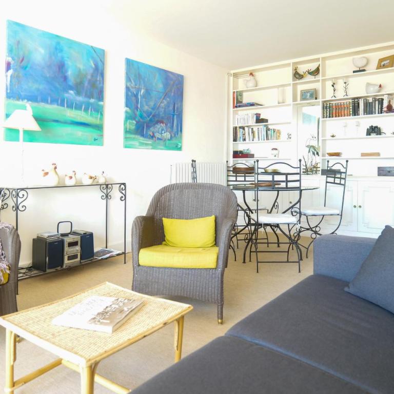Appartement spacieux idéalement situé sur le remblai des Sables dOlonne - Apartment - 14