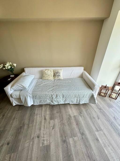exclusivo departamento en Torre Leloir, Seguridad 24 HS cochera privada - Apartamento de 1 dormitorio - 20