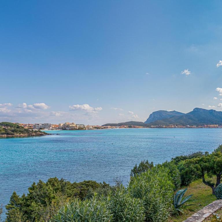 Villa Oleandri 50m From Seashore - Happy Rentals - Villa with Sea View - 26