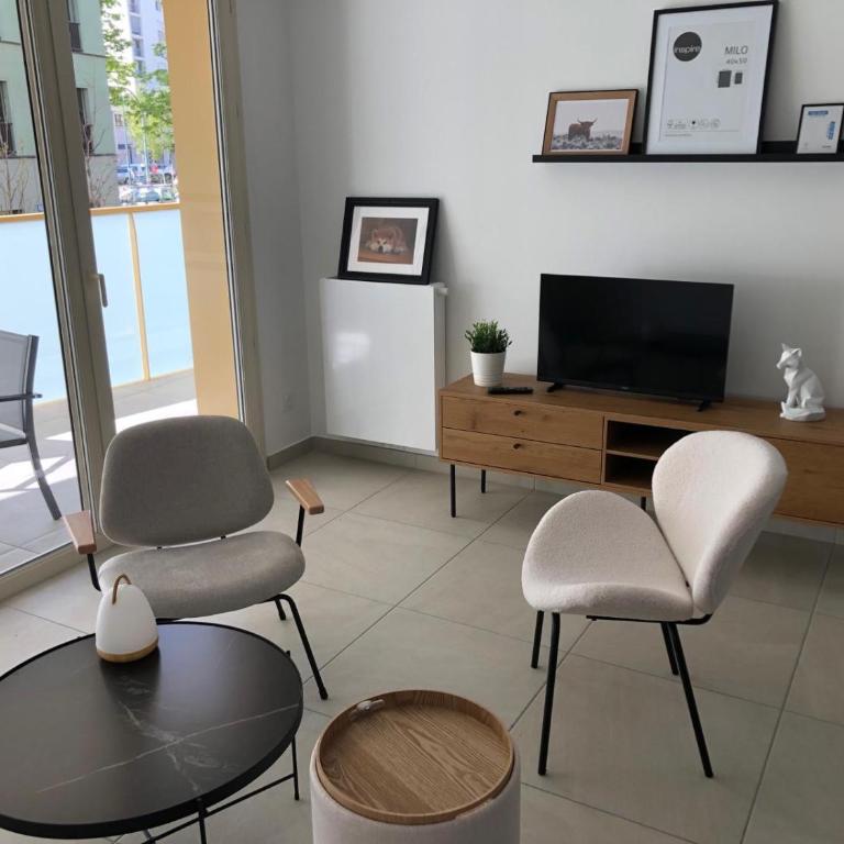 T2 - 1 ch - Garage privé - Balcon - 15 min du lac - Apartment mit 1 Schlafzimmer - 11