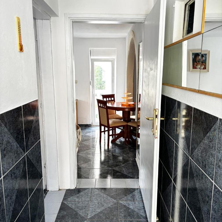 Stone Villa Guesthouse - Apartman sa Pogledom na Vrt - 13