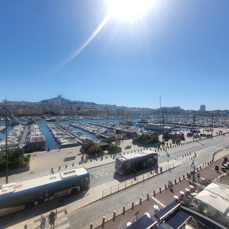Superbe Appartement, vue Notre Dame de la Garde, Vieux port - Appartement 2 Chambres - 38
