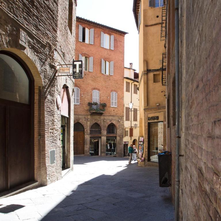 IL TOLOMEI - Central in the Middle of Main Street - Deluxe Apartment - 24