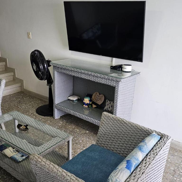 Apartamento 1402 Edificio Karey El Rodadero - Apartamento de 2 dormitorios - 52