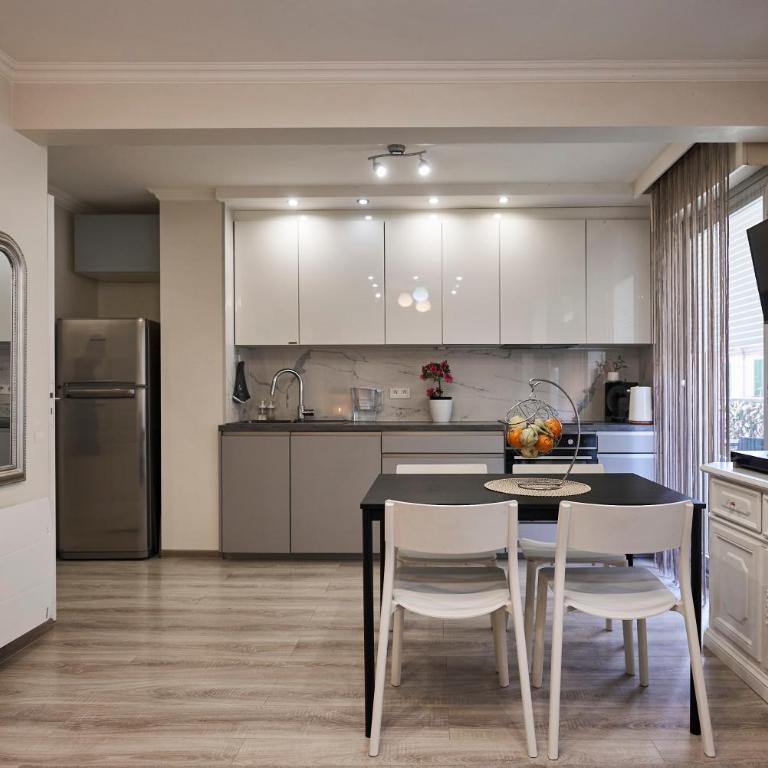 Moderne 2/3 Pièces près du Port - Appartement 2 Chambres - 5
