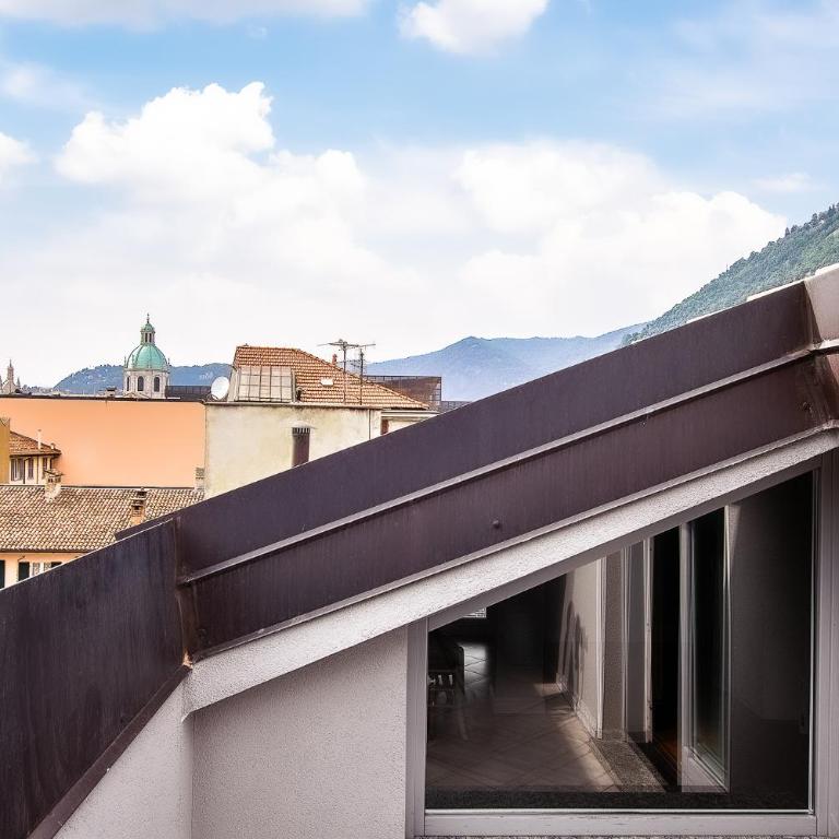 Attic in Como Center + Parking - Appartamento con 2 Camere da Letto - 21