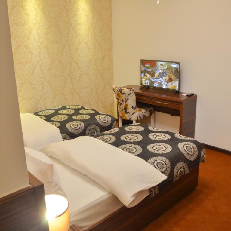 Hotel JET SET Pale - Twin Room - 13