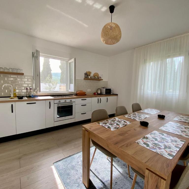 Vestovis Holiday House - One-Bedroom House - 15