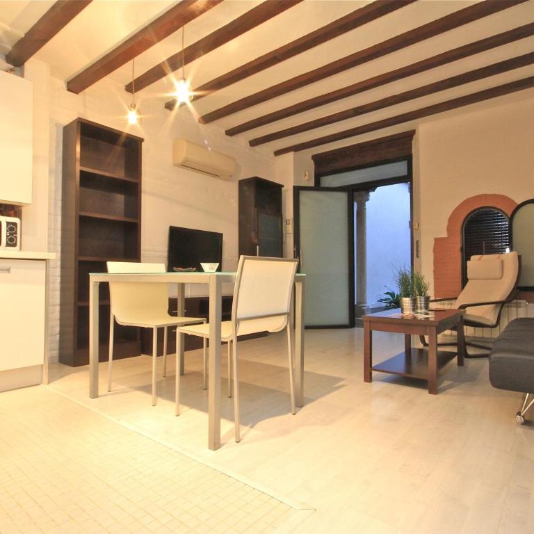 Apartamentos Nest Flats Alhacaba - One-Bedroom Apartment Plaza del Realejo 6 - 17