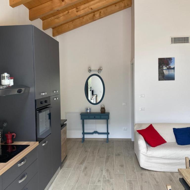 Villa Carlotta Bianca vacation home apartment with swimming Pool - Appartamento con 2 Camere da Letto - 14