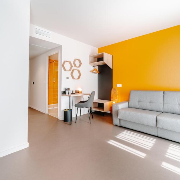 Beelodge Hotel Blois Centre - Chambre Familiale - 9