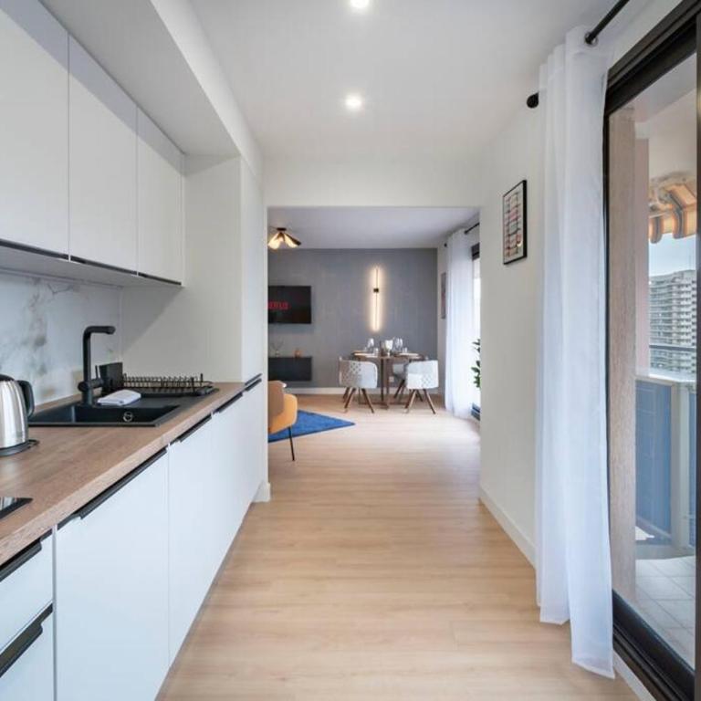 Monte Carlo Monaco Border, Swimming Pool, Parking, See View, Terrace - Appartement 2 Chambres - Vue sur Mer - 8