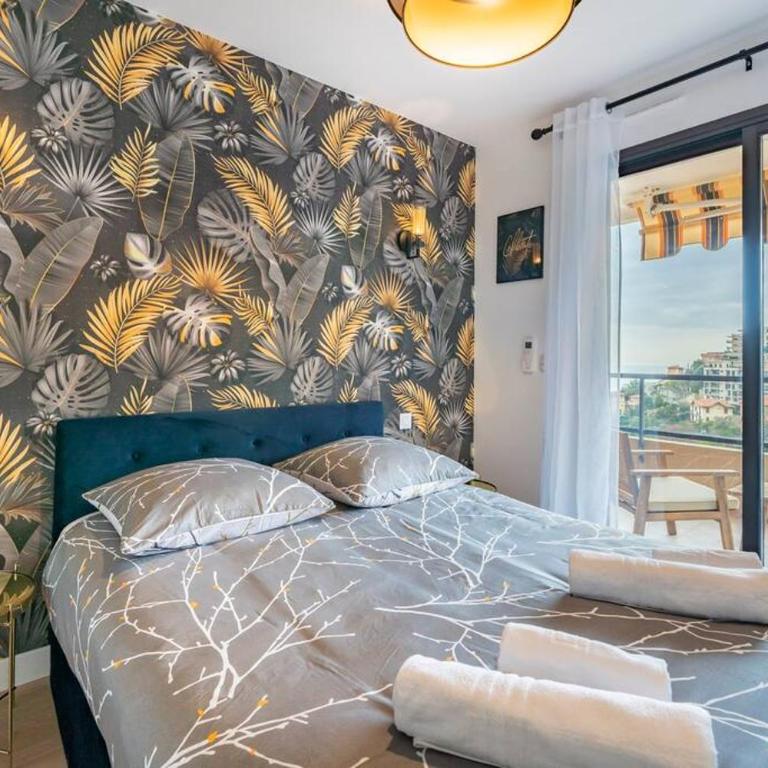 Monte Carlo Monaco Border, Swimming Pool, Parking, See View, Terrace - Appartement 2 Chambres - Vue sur Mer - 10