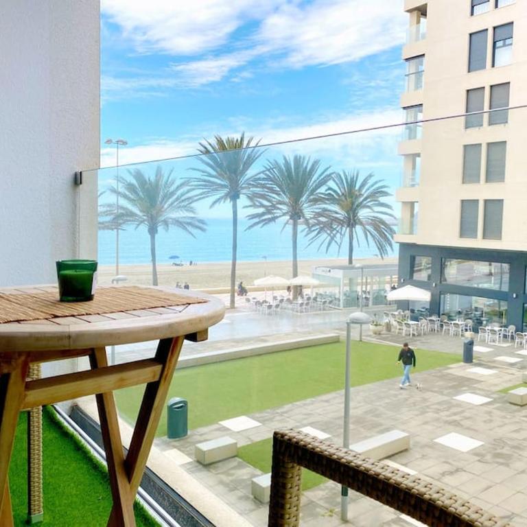 Casa del Mar luxury. Primera linea de playa - Apartamento de 2 dormitorios - 1