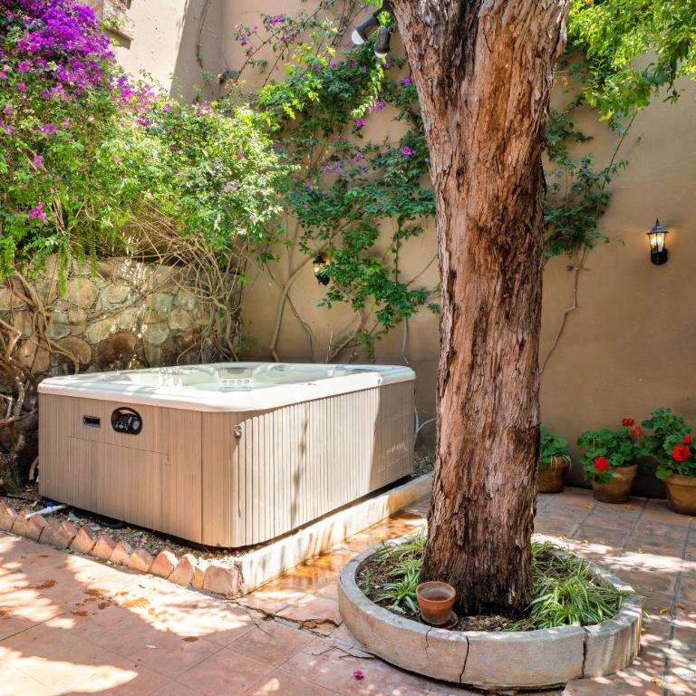 Casa Tranquilo, 4BR Home by Rosewood with Hot Tub - Villa - 29