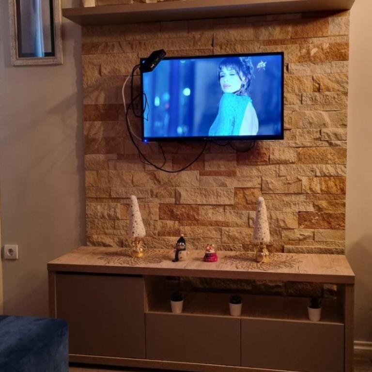 Apartman Premier 32 Milmari - One-Bedroom Apartment - 6