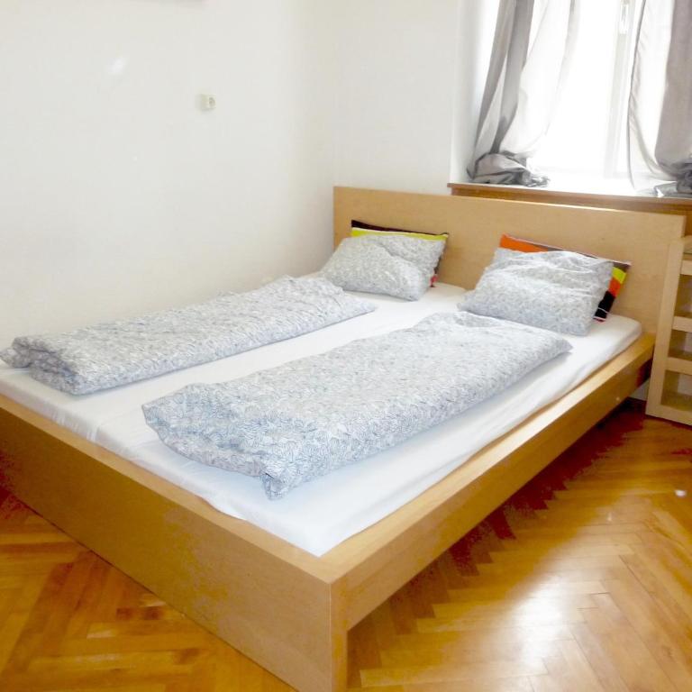Apartment Jakominiplatz - Apartamento de 1 dormitorio con balcón - 3