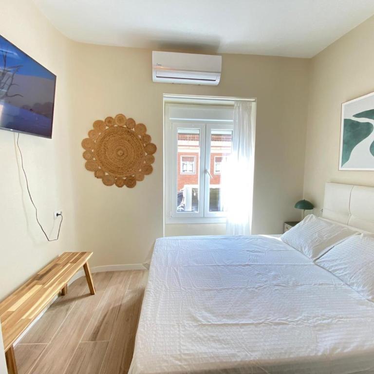 ESTUDIOS GRAN VÍA - One-Bedroom Apartment - 16