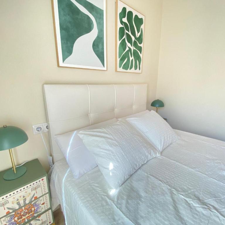 ESTUDIOS GRAN VÍA - One-Bedroom Apartment - 23