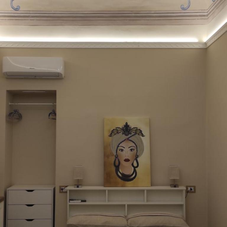 Via Plebiscito 277a - Monolocale - One-Bedroom Apartment - 1