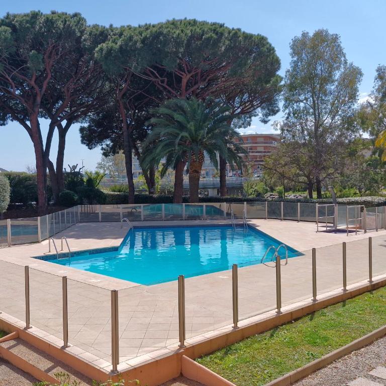 Appartement 2 Pièces avec Climatisation et Animal Admis, Centre Sainte-Maxime - FR-1-780-47 - Apartamento - 20